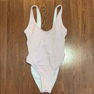 Pink and white stripped baiting suit